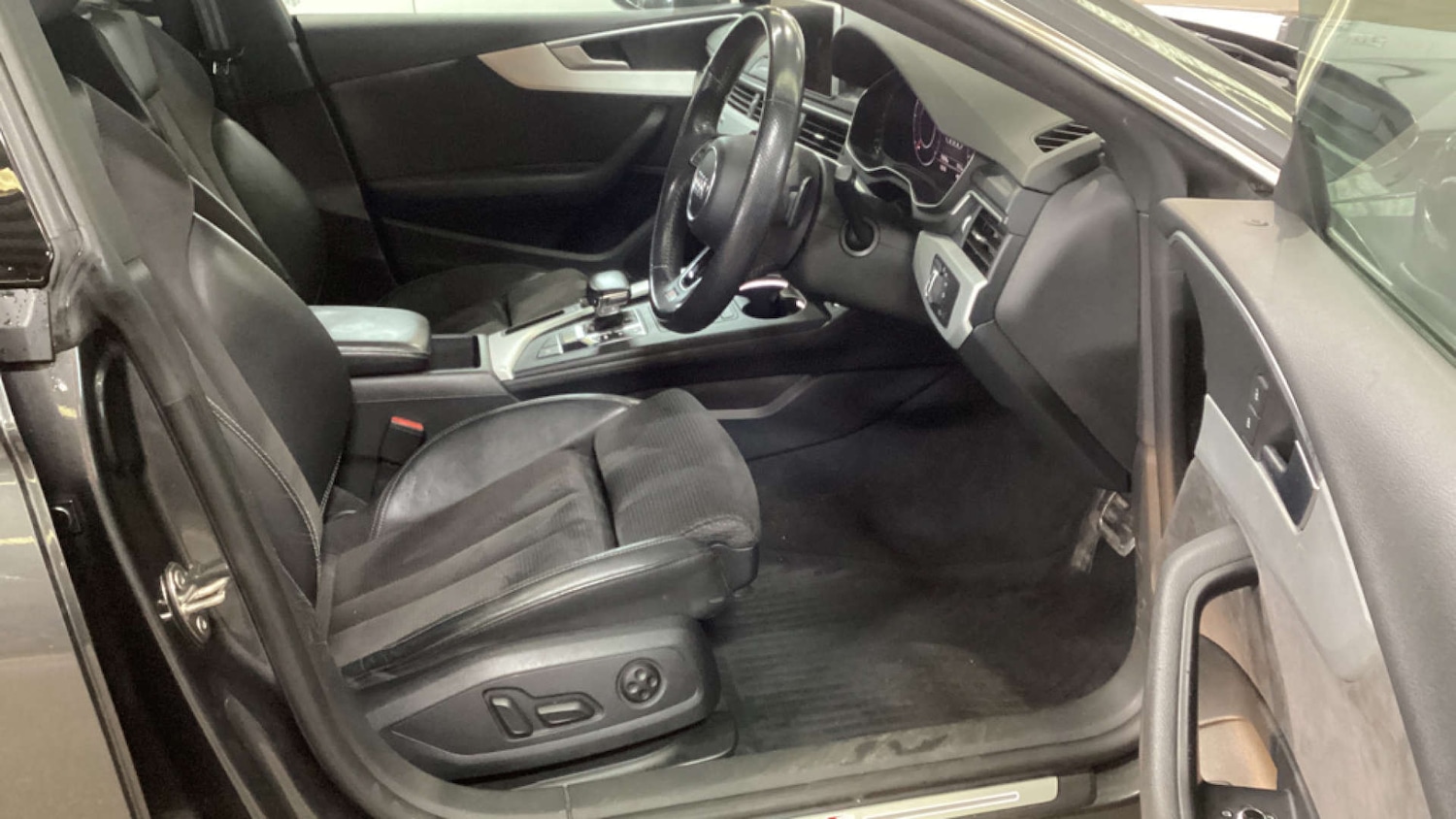 Used Audi A5 2017 for sale - 77139224: Photo 13