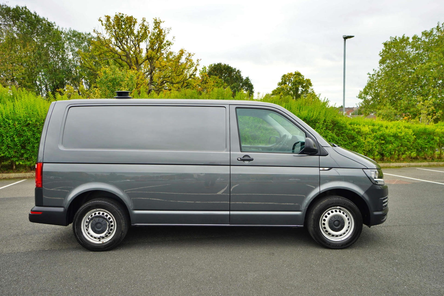Used Volkswagen Transporter 2020 for sale - 77359985: Photo 10