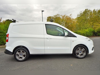 Used Ford Transit Courier 2018 for sale - 78667098: Photo