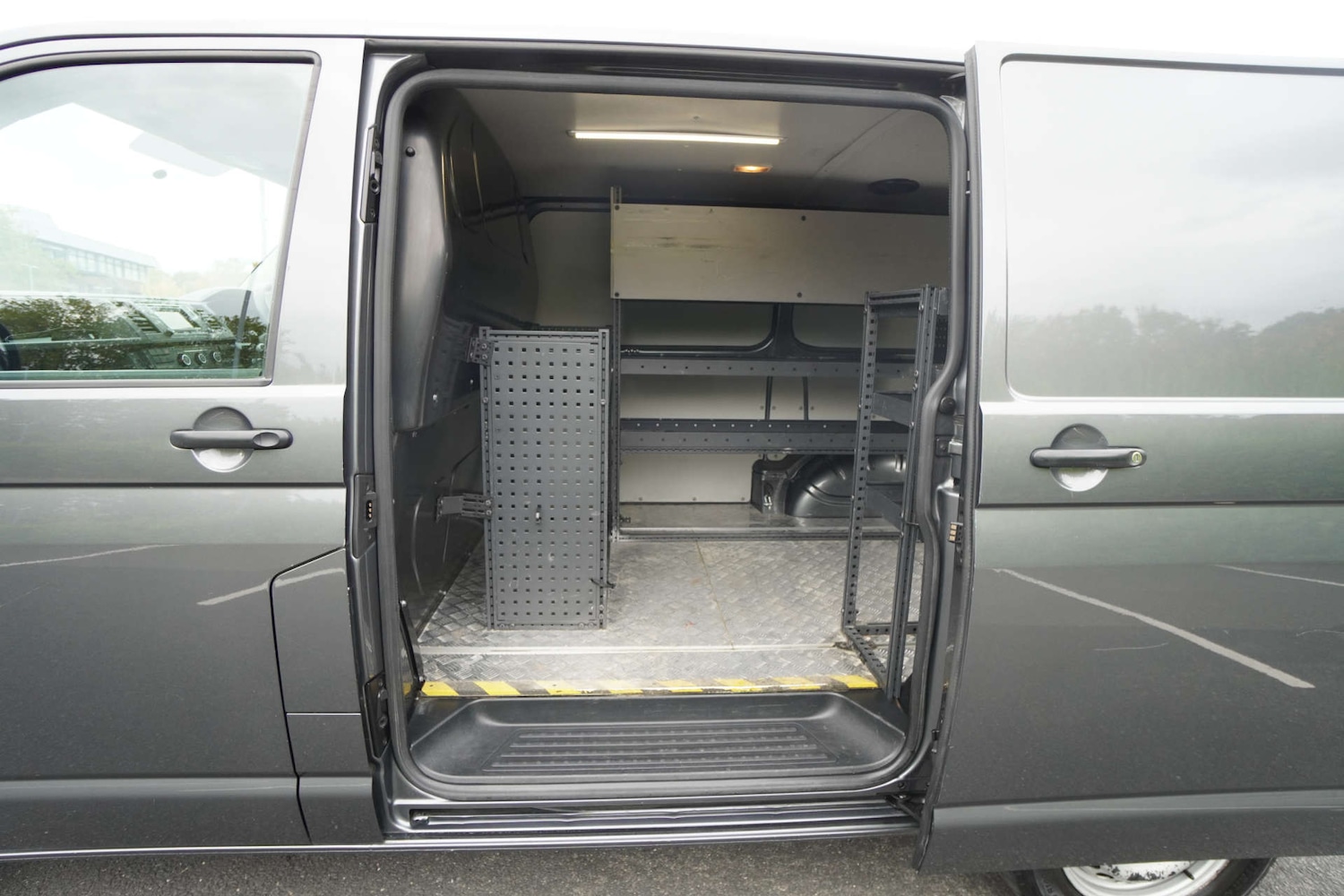 Used Volkswagen Transporter 2020 for sale - 76601350: Photo 11