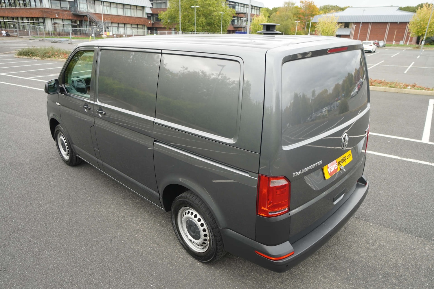 Used Volkswagen Transporter 2020 for sale - 76601350: Photo 21