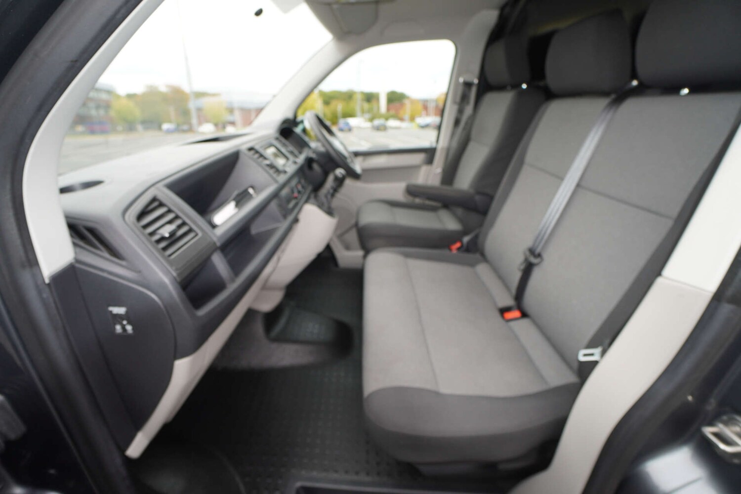 Used Volkswagen Transporter 2020 for sale - 76601350: Photo 32