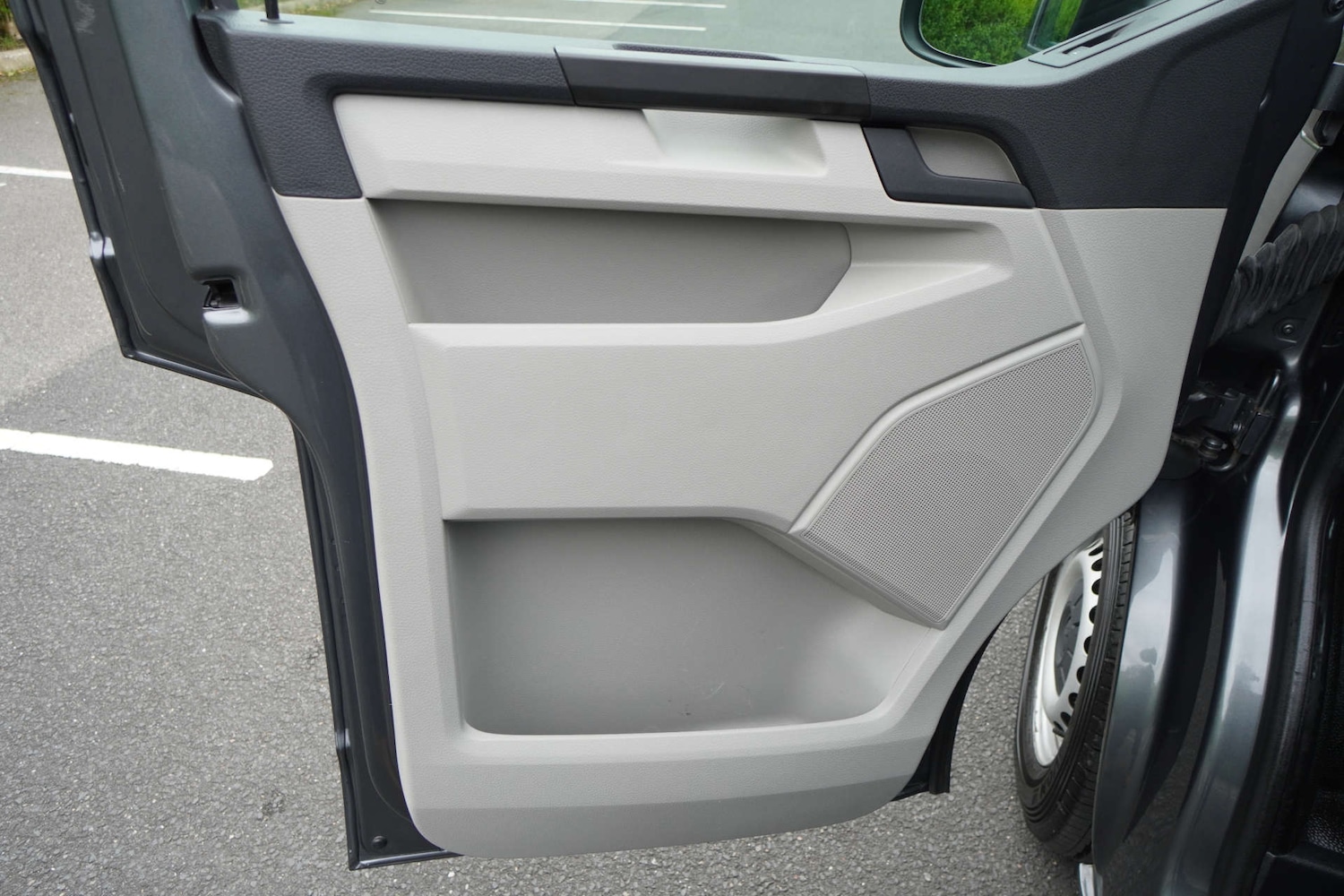 Used Volkswagen Transporter 2020 for sale - 76601350: Photo 43