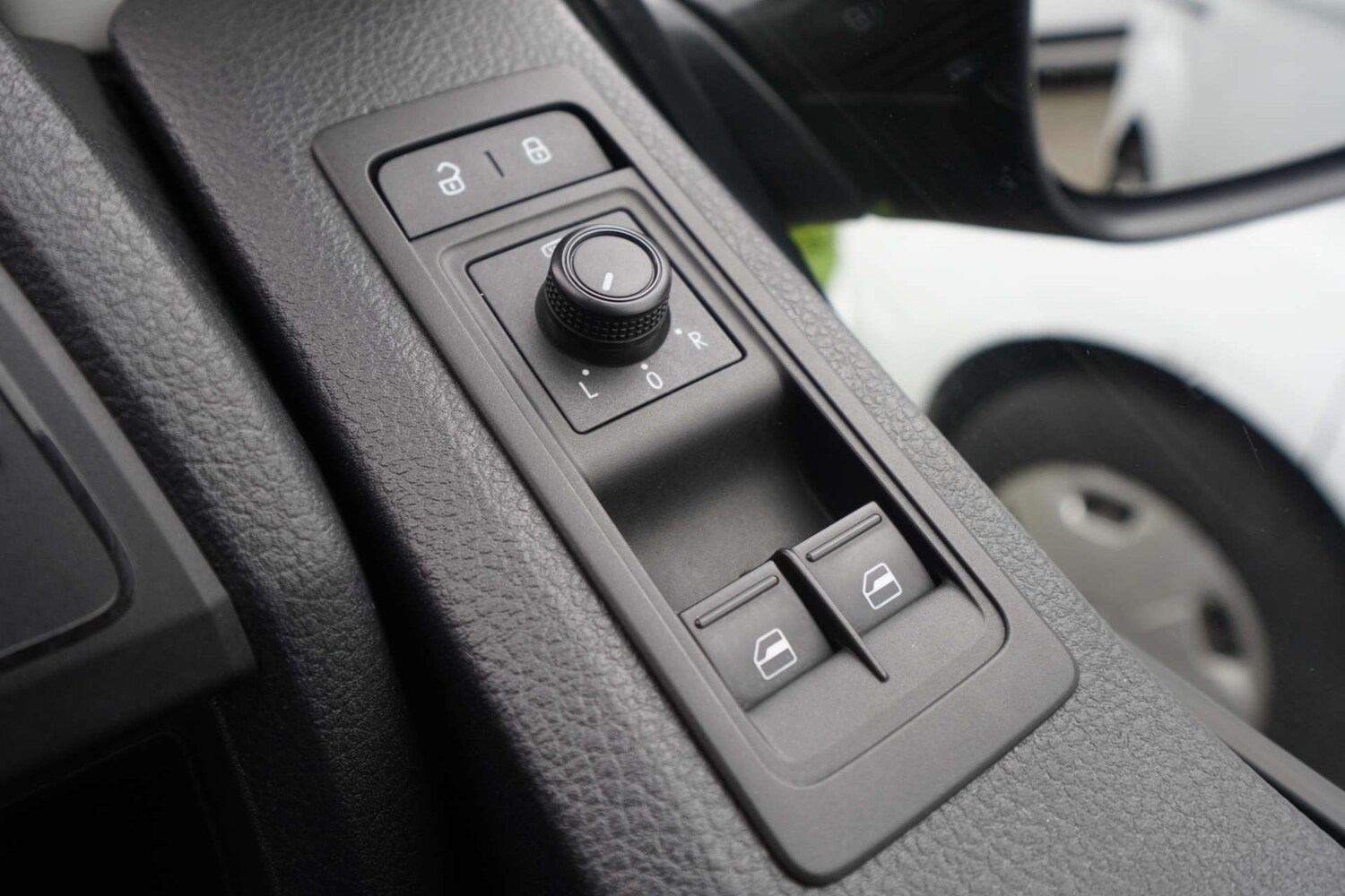 Used Volkswagen Transporter 2020 for sale - 76601350: Photo 56