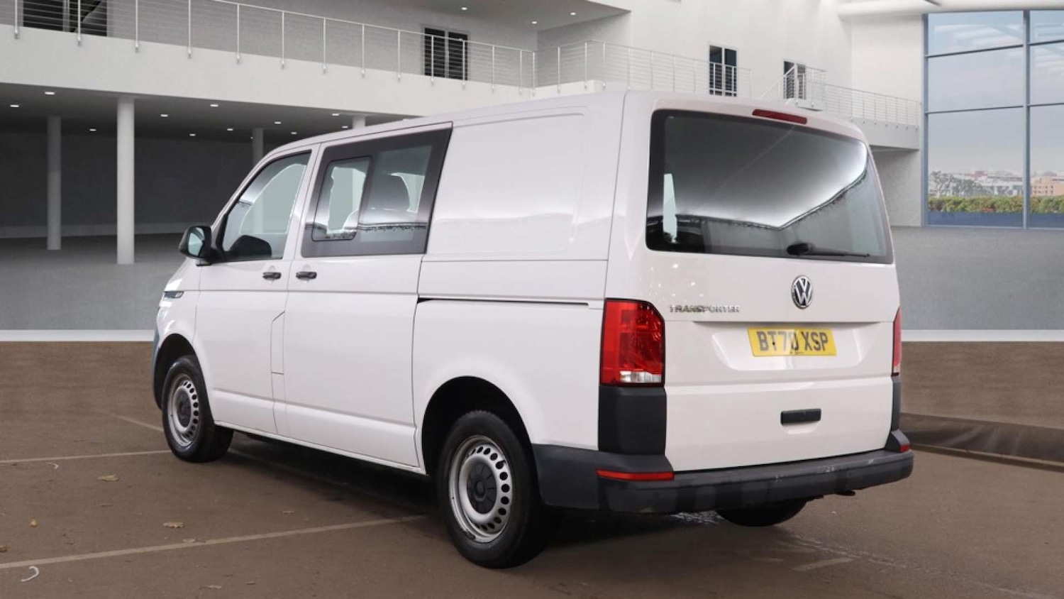 Used Volkswagen Transporter 2021 for sale - 76404389: Photo 3