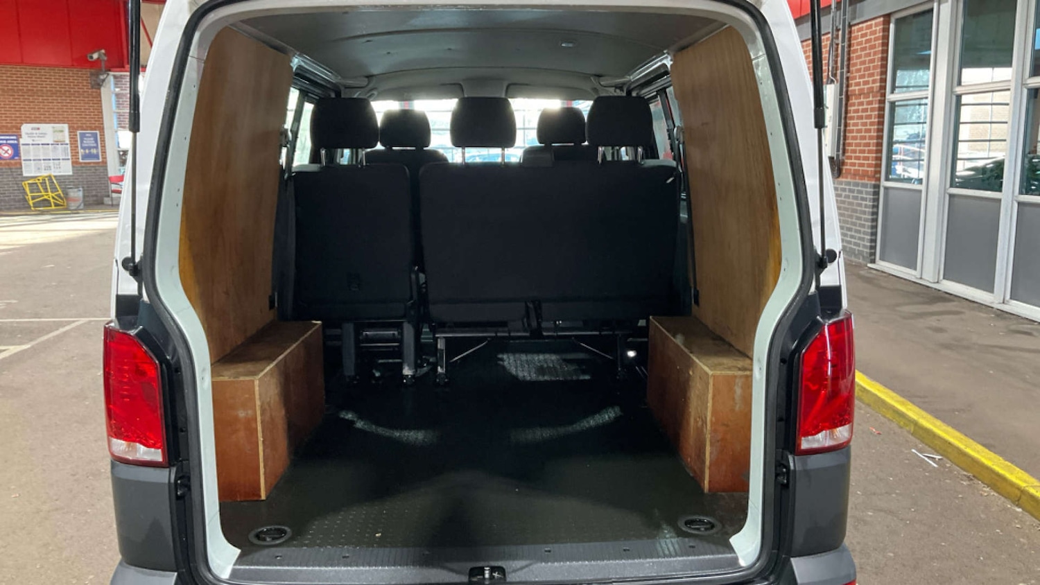 Used Volkswagen Transporter 2021 for sale - 76404389: Photo 7