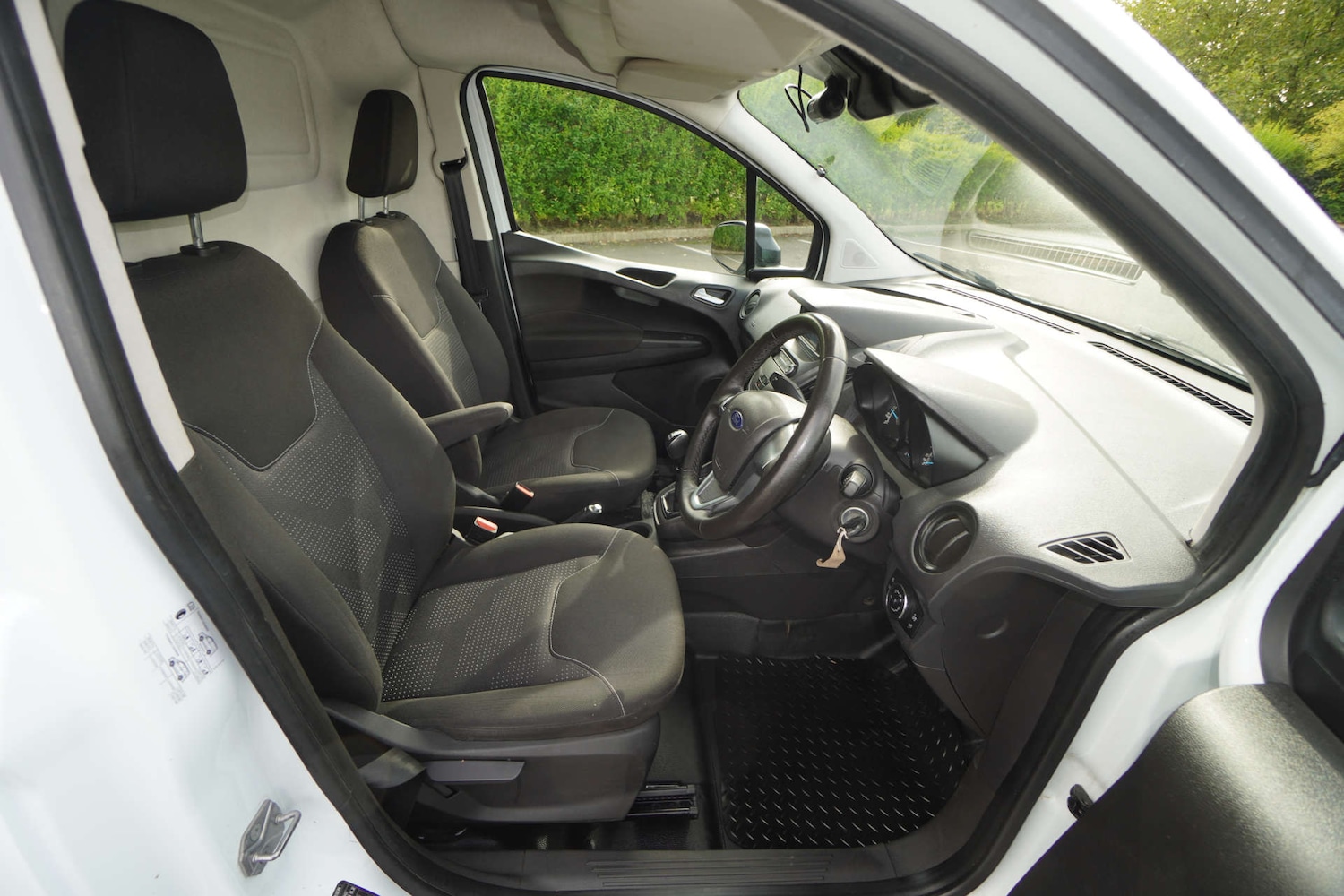 Used Ford Transit Courier 2021 for sale - 76601424: Photo 10