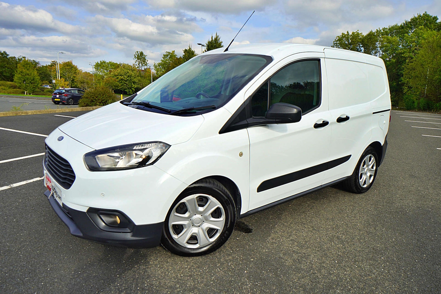 Used Ford Transit Courier 2021 for sale - 76601424: Photo 2