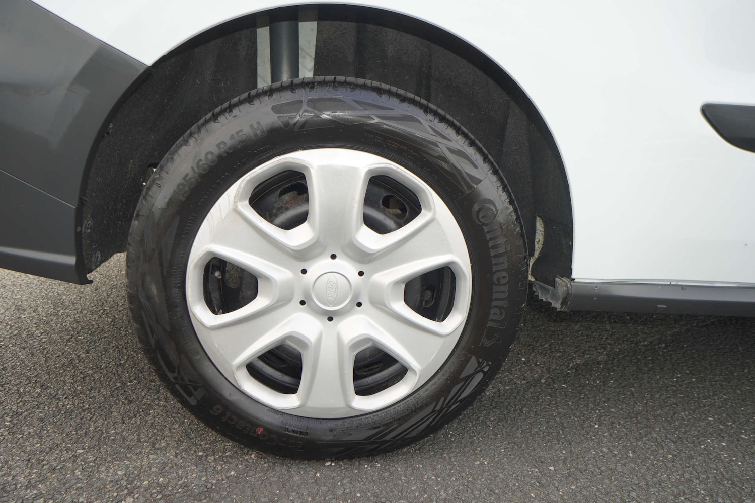 Used Ford Transit Courier 2021 for sale - 76601424: Photo 76