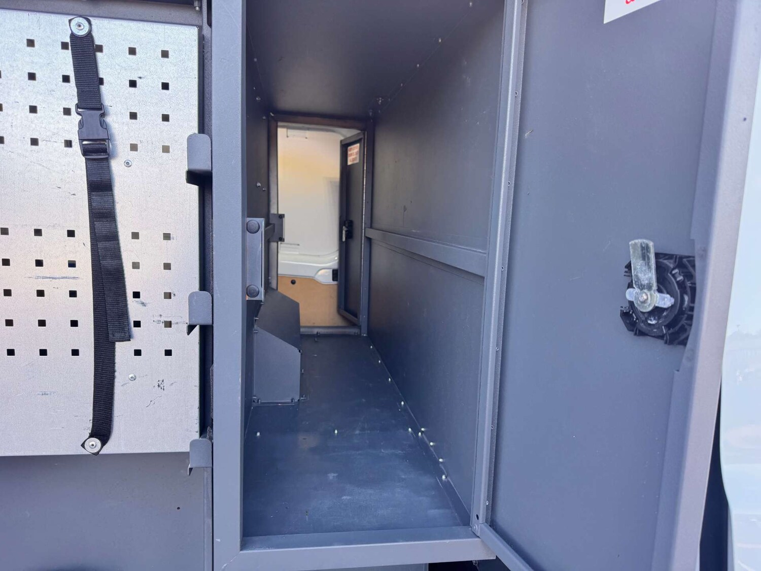 Used Ford Transit Custom 2019 for sale - 76601440: Photo 31