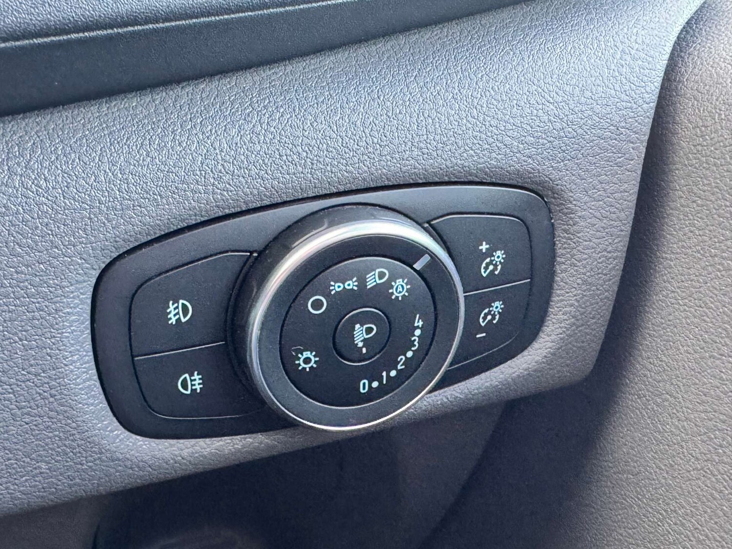 Used Ford Transit Custom 2019 for sale - 76601440: Photo 47