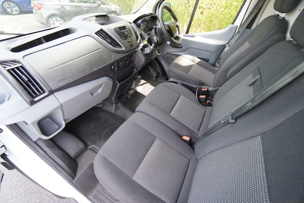 Used Ford Transit 2018 for sale - 75094395: Photo 8