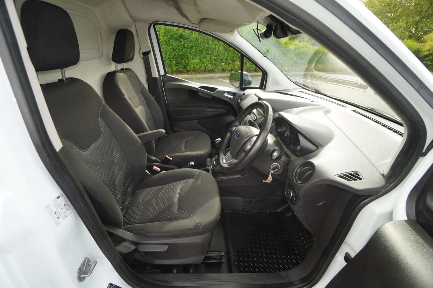 Used Ford Transit Courier 2021 for sale - 76277462: Photo 10