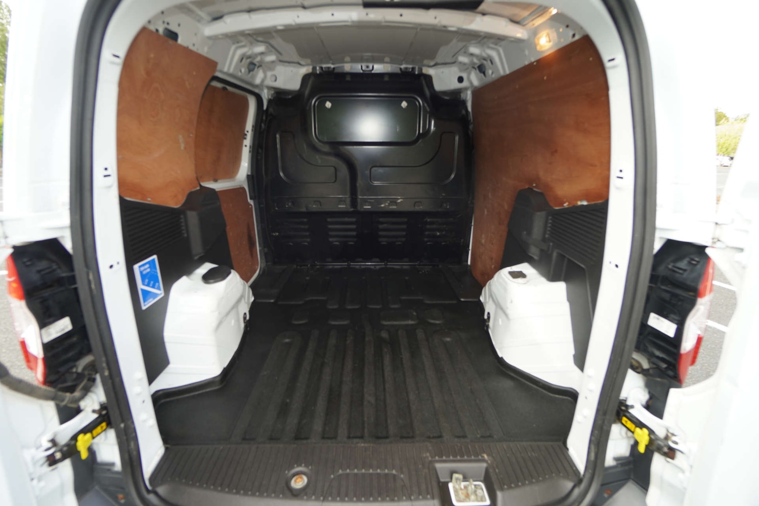Used Ford Transit Courier 2021 for sale - 76277462: Photo 11