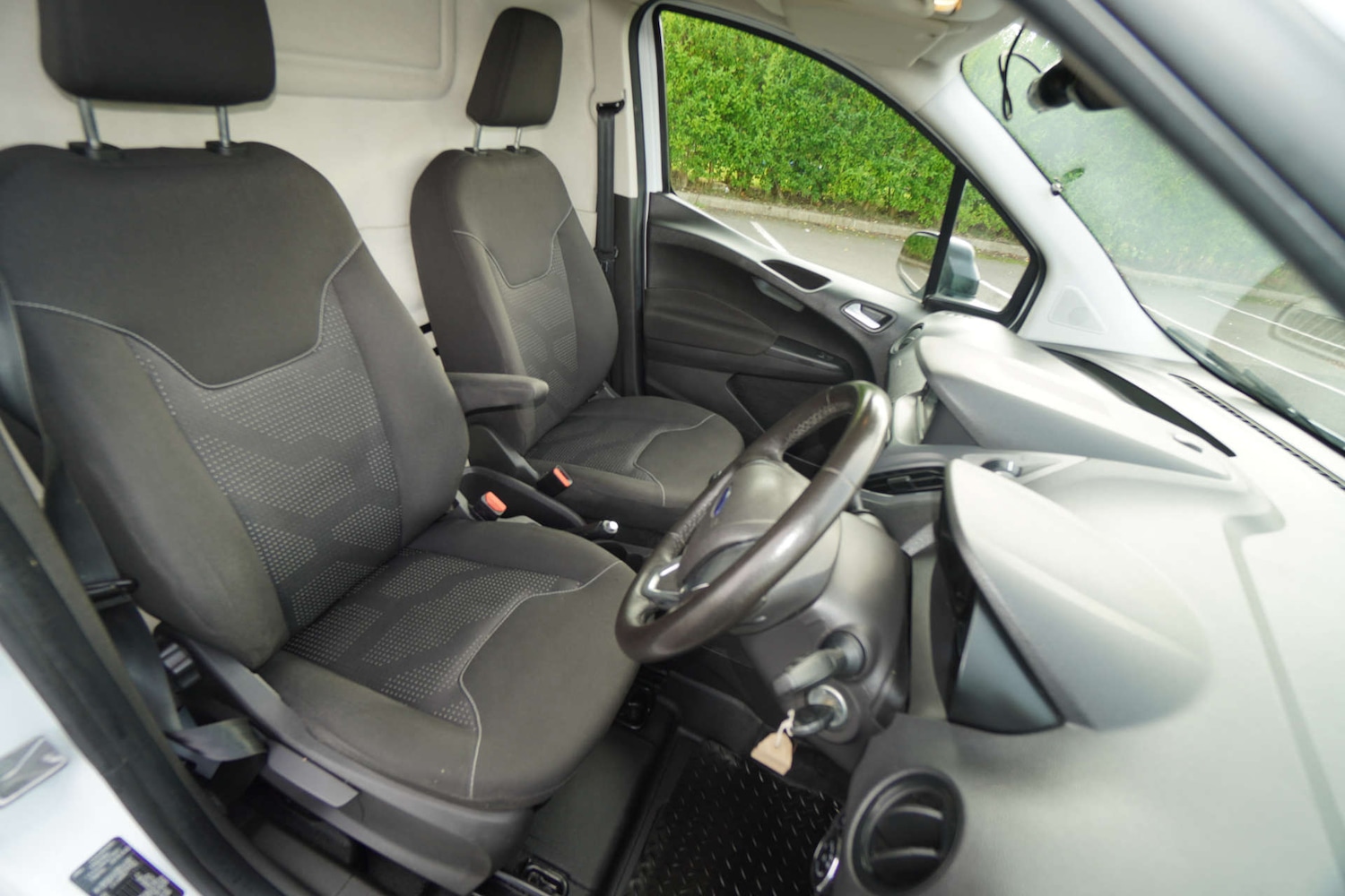 Used Ford Transit Courier 2021 for sale - 76277462: Photo 15