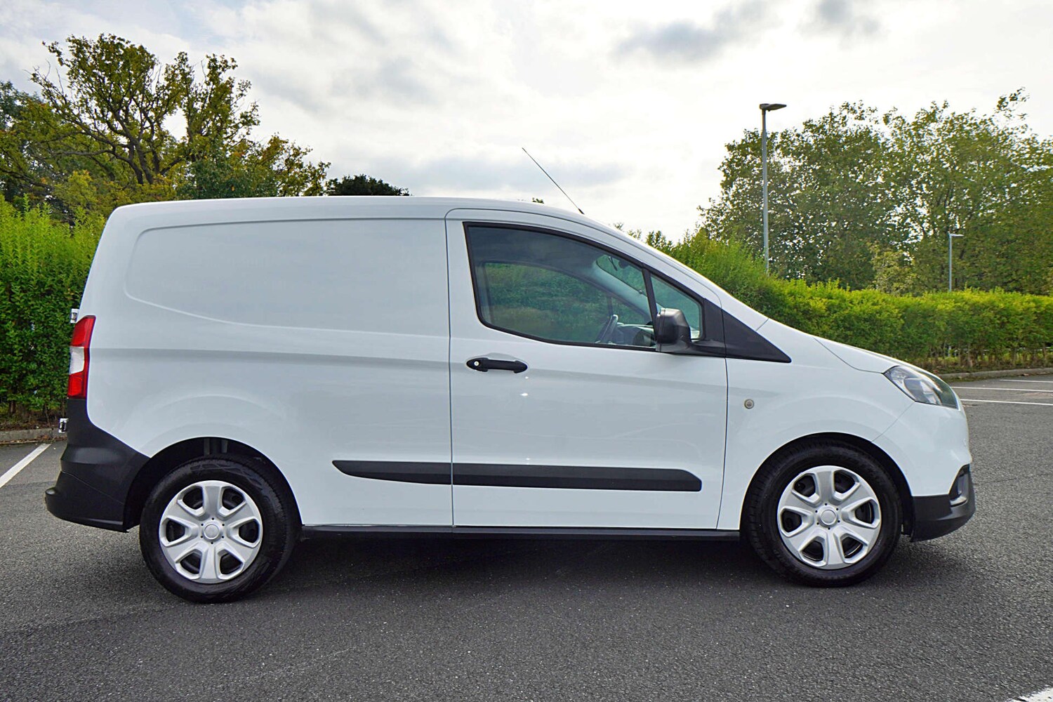 Used Ford Transit Courier 2021 for sale - 76277462: Photo 4
