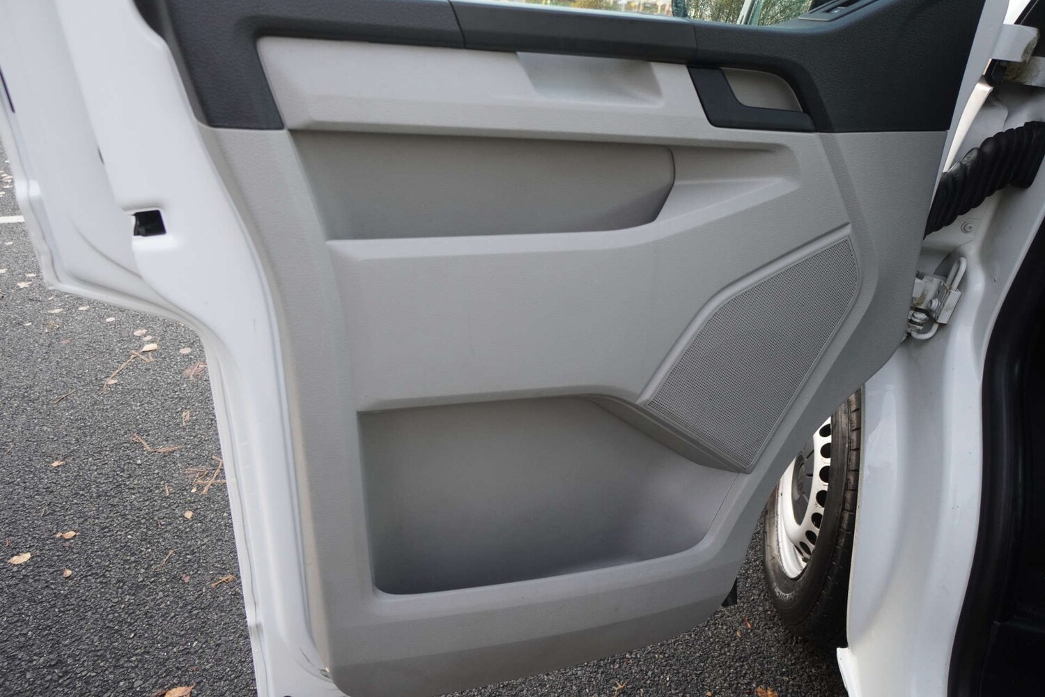 Used Volkswagen Transporter 2019 for sale - 76601433: Photo 40