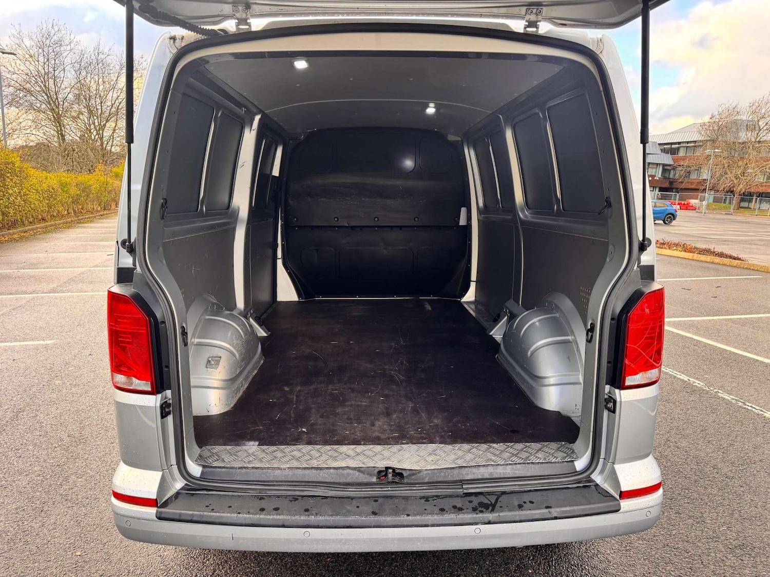 Used Volkswagen Transporter 2021 for sale - 77301746: Photo 15