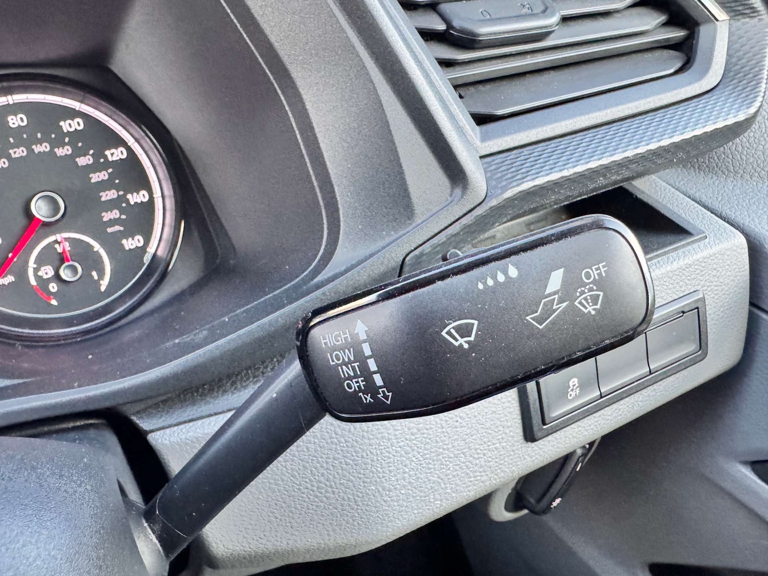 Used Volkswagen Transporter 2021 for sale - 77301746: Photo 42