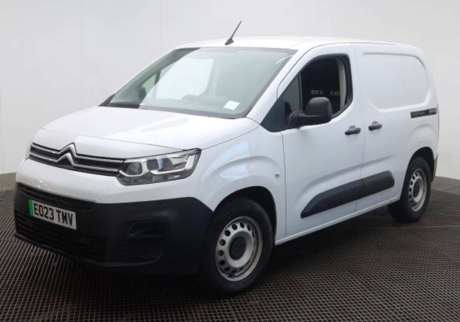 Used Citroen Berlingo 2023 for sale - 77129801: Photo 3