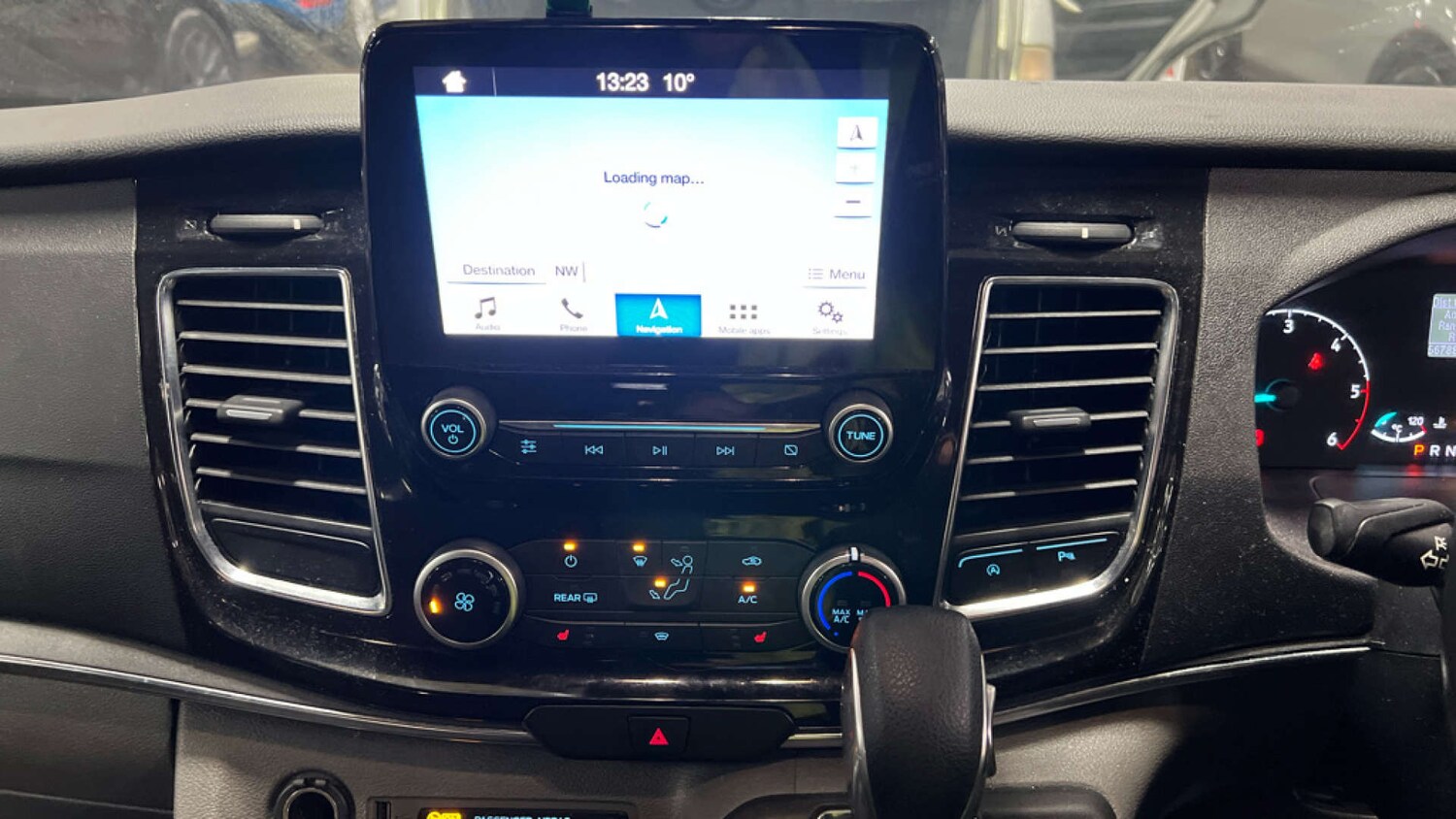 Used Ford Tourneo Custom 2018 for sale - 77357560: Photo 18