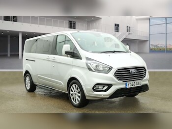 Used Ford Tourneo Custom 2018 for sale - 77357560: Photo