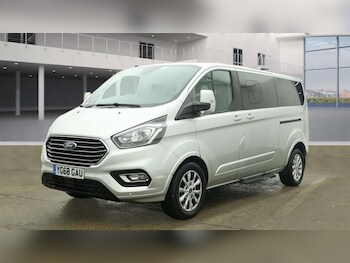 Used Ford Tourneo Custom 2018 for sale - 77357560: Photo