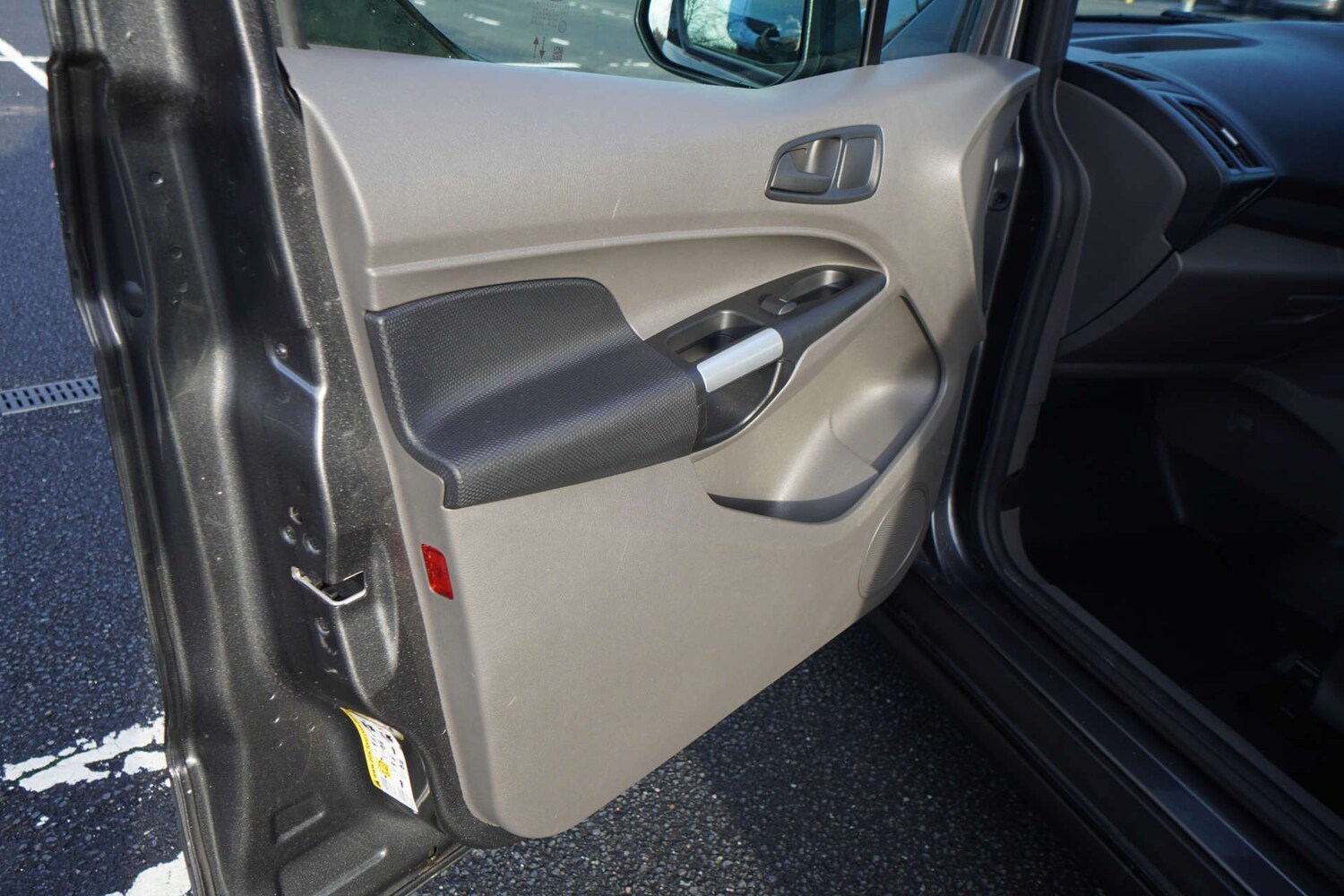 Used Ford Transit Connect 2022 for sale - 76601430: Photo 70