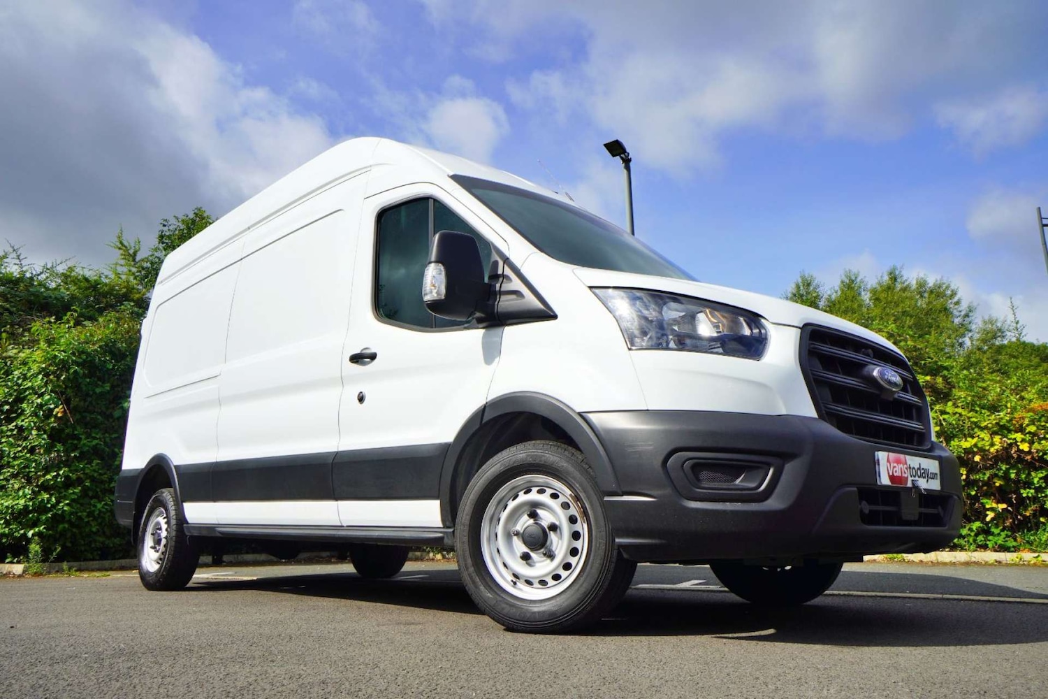 Used Ford Transit 2017 for sale - 76829747: Photo 1