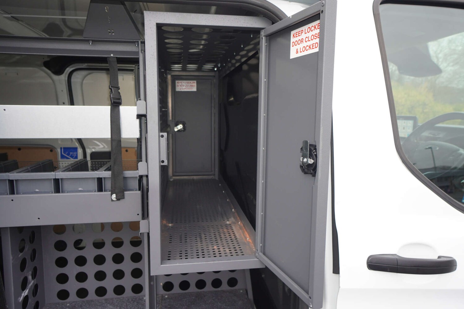 Used Ford Transit Custom 2020 for sale - 76974710: Photo 31