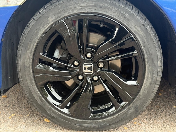 Used Honda Civic 2017 for sale - 76307131: Photo 12