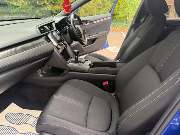 Used Honda Civic 2017 for sale - 76307131: Photo 27