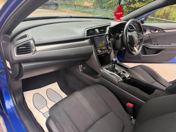 Used Honda Civic 2017 for sale - 76307131: Photo 28