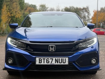 Used Honda Civic 2017 for sale - 76307131: Photo 2