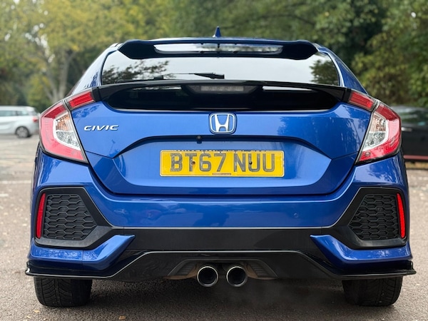 Used Honda Civic 2017 for sale - 76307131: Photo 6