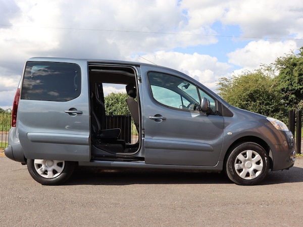 Used Peugeot Partner Tepee 2013 for sale - 74989888: Photo 17
