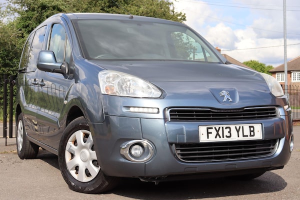 Used Peugeot Partner Tepee 2013 for sale - 74989888: Photo 1