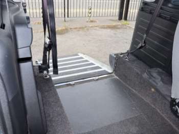 Used Peugeot Partner Tepee 2013 for sale - 74989888: Photo