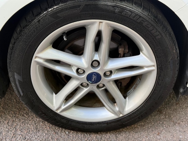 Used Ford Focus 2015 for sale - 76190074: Photo 16