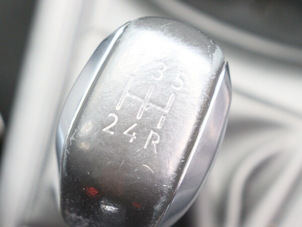 Used Peugeot 208 2013 for sale - 75082328: Photo 18