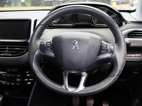 Used Peugeot 208 2013 for sale - 75082328: Photo 27