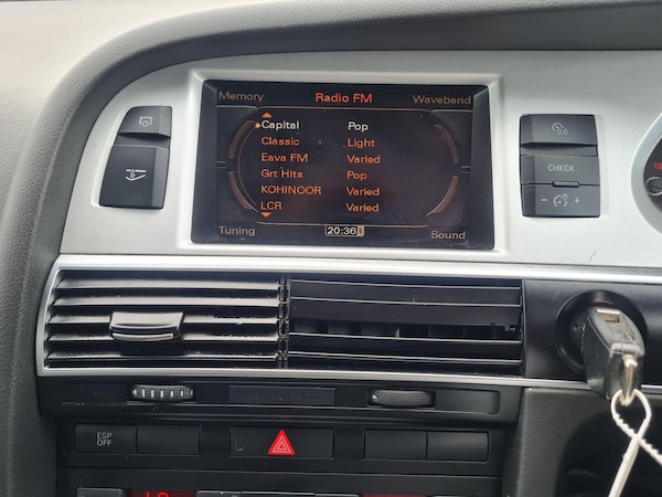 Used Audi A6 Saloon 2011 for sale - 75268916: Photo 21