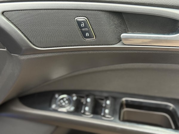 Used Ford Mondeo 2016 for sale - 76306211: Photo 10
