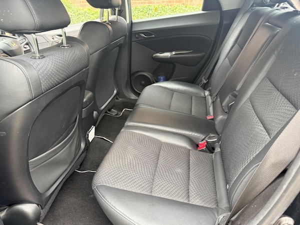 Used Honda Civic 2010 for sale - 76283121: Photo 15