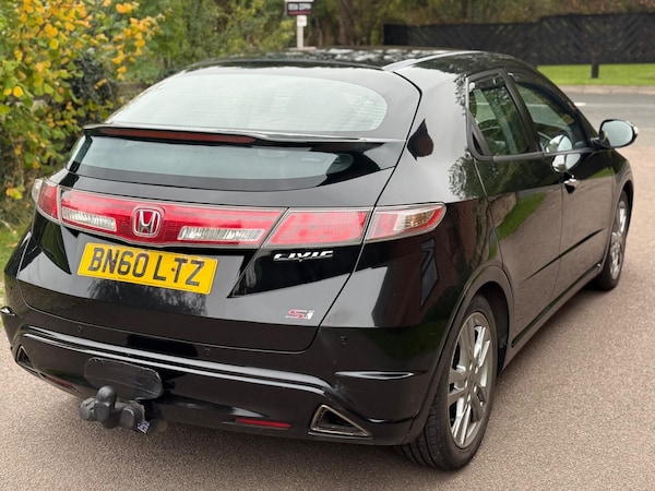 Used Honda Civic 2010 for sale - 76283121: Photo 7