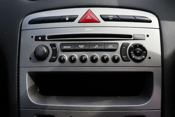 Used Peugeot 308 2007 for sale - 75838388: Photo 22