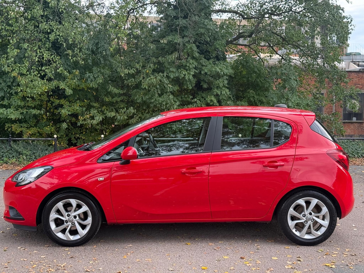 Used Vauxhall Corsa 2017 for sale - 76152660: Photo 5