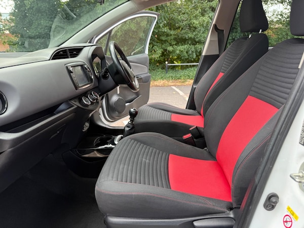 Used Toyota Yaris 2014 for sale - 75186525: Photo 24