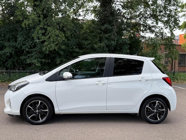Used Toyota Yaris 2014 for sale - 75186525: Photo 5