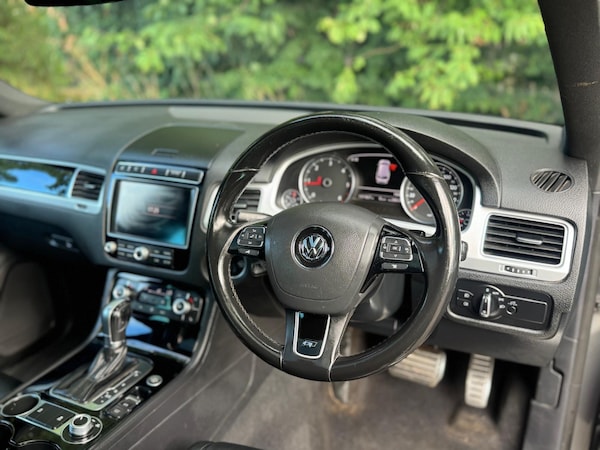 Used Volkswagen Touareg 2017 for sale - 75401112: Photo 22